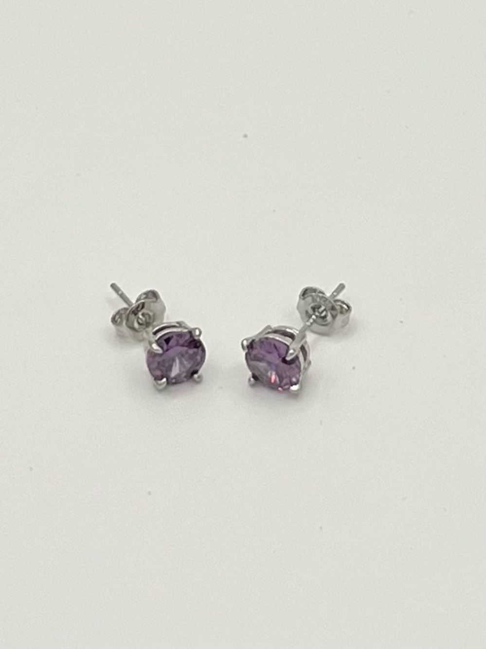 925 Sterling Silver Round-Cut Amethyst Stud Earrings